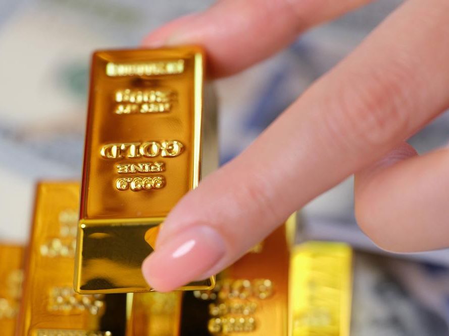 Ile kosztuje gram złota 14 karat w różnych formach zakupu?